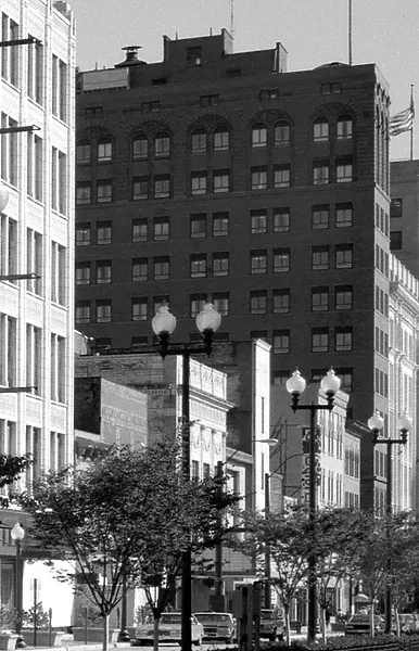 Wick Building