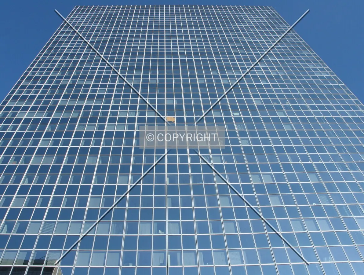 Looking up from the Koning Albert II laan