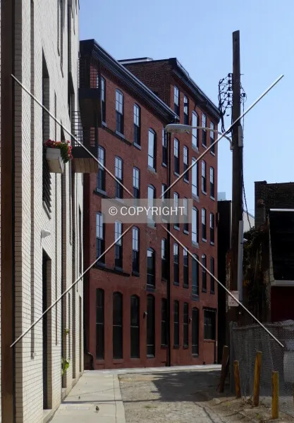 Photo 103-730-827
