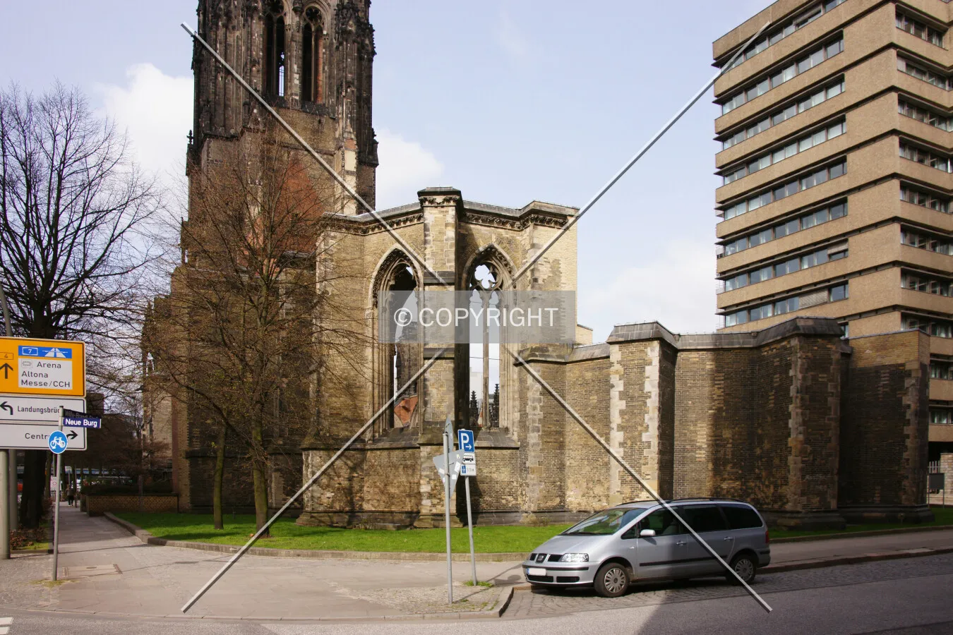 Photo 103-746-275