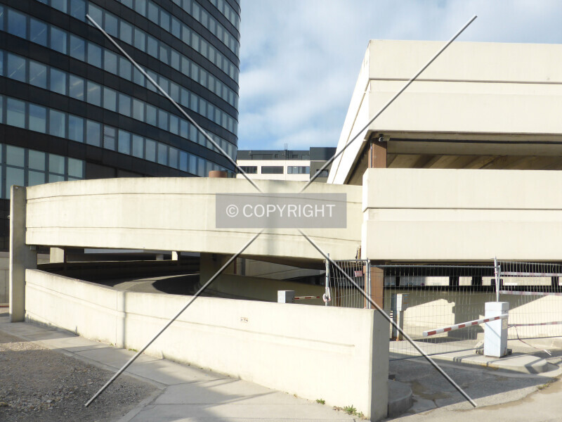 Photo 103-852-177