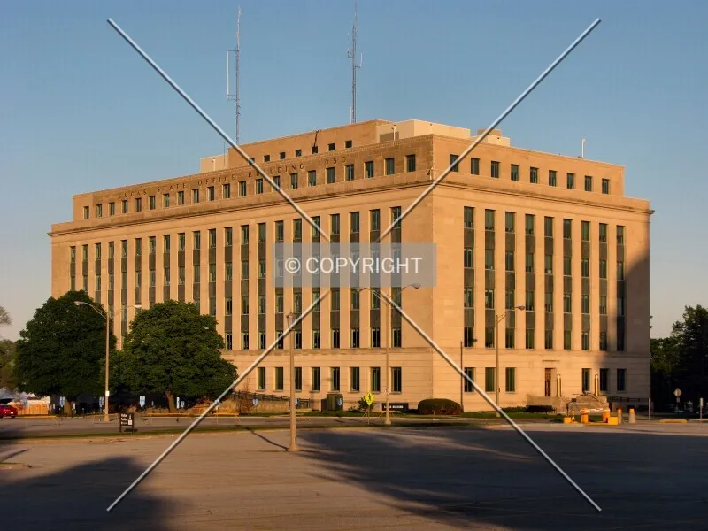 Photo 104-395-702