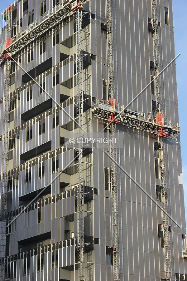 Photo 104-697-836