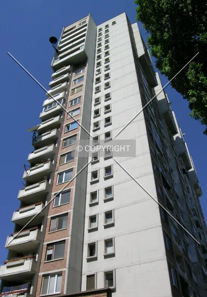 Photo 105-051-933