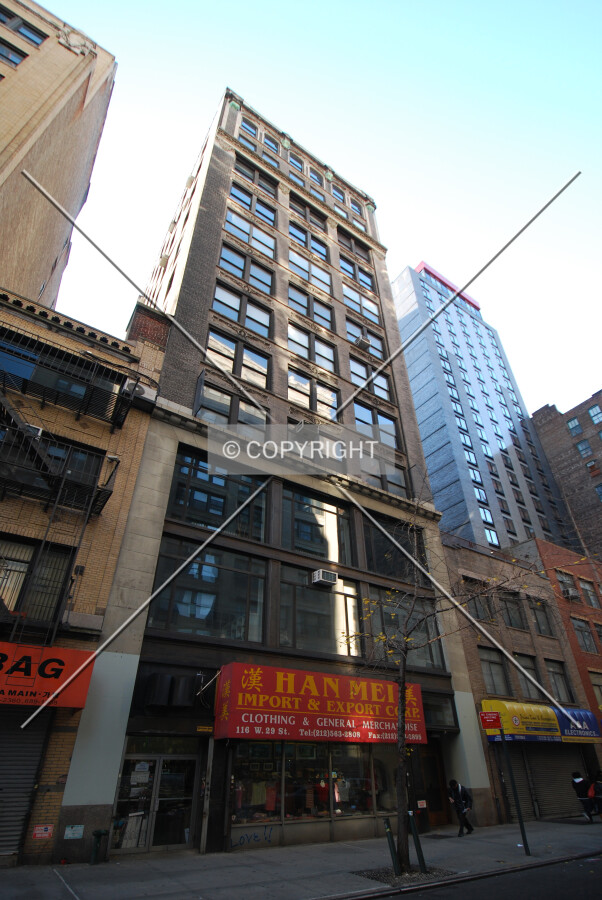 Photo 105-211-993