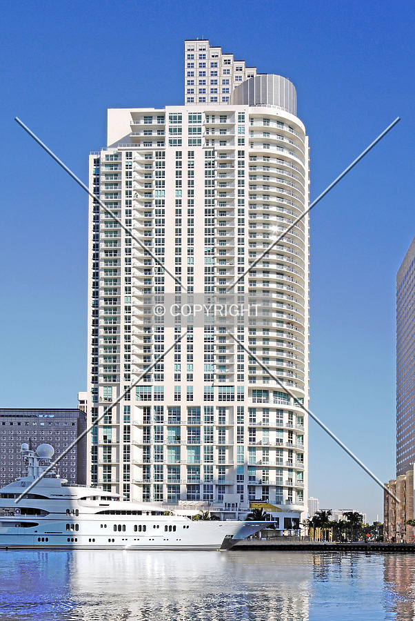 Met 1, Miami, Florida, U.S.A.