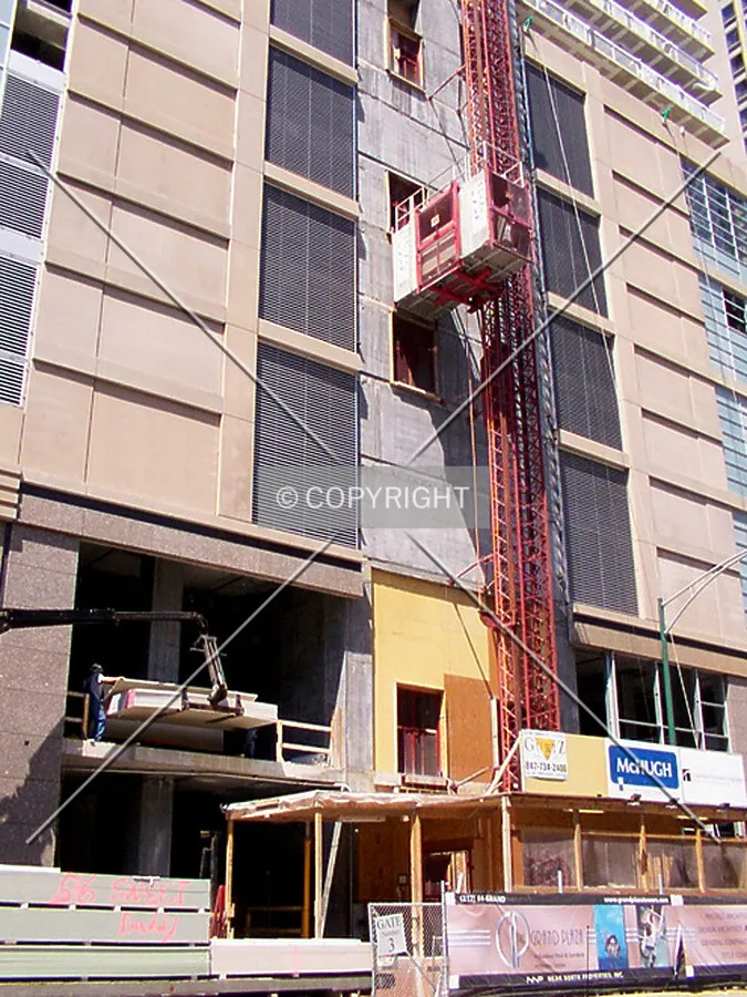 Hoist rising up the base