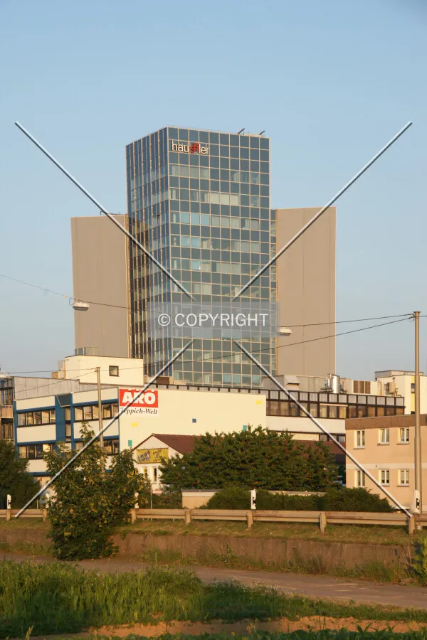 Photo 106-509-212