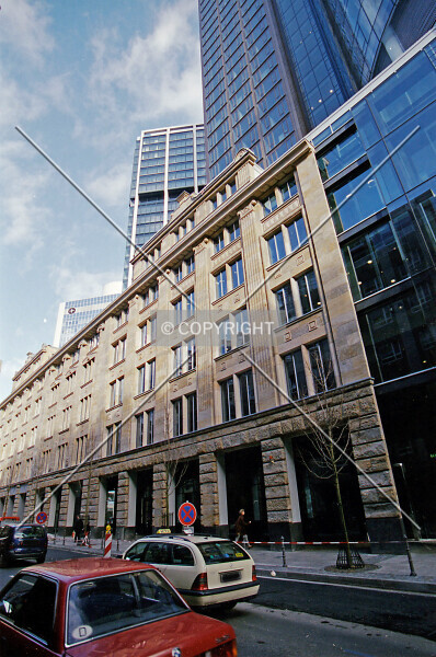 Photo 106-951-804