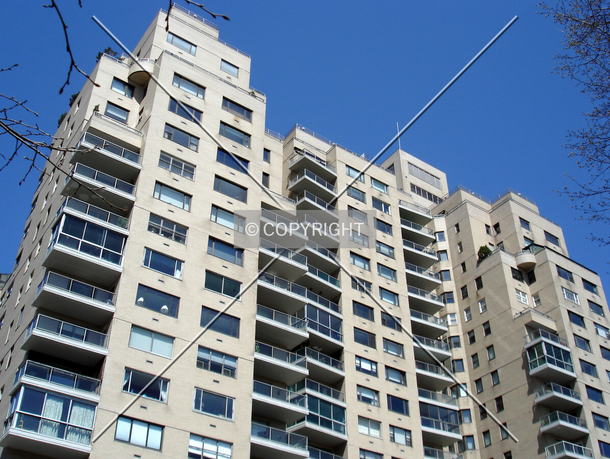 Eastern side over East End Avenue