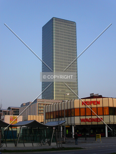 Photo 107-470-415