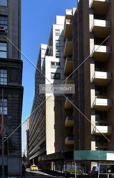 Photo 107-562-703