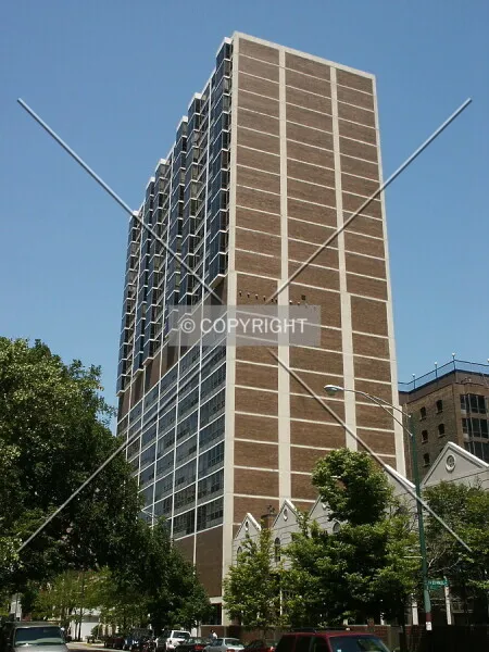 Photo 107-637-747