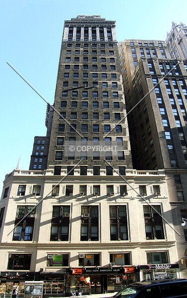 Photo 107-651-579