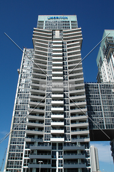 Photo 107-978-440