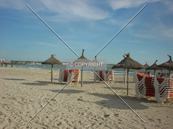 The beach (Balenario)