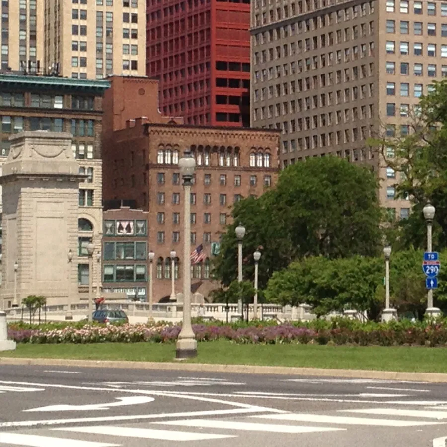 Photo 108-793-510
