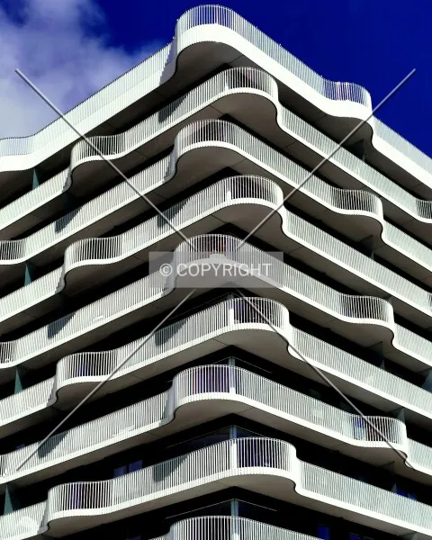 Photo 108-928-678