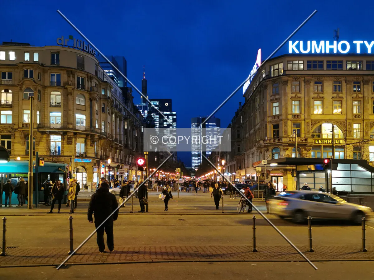 Bahnhofsviertel at night