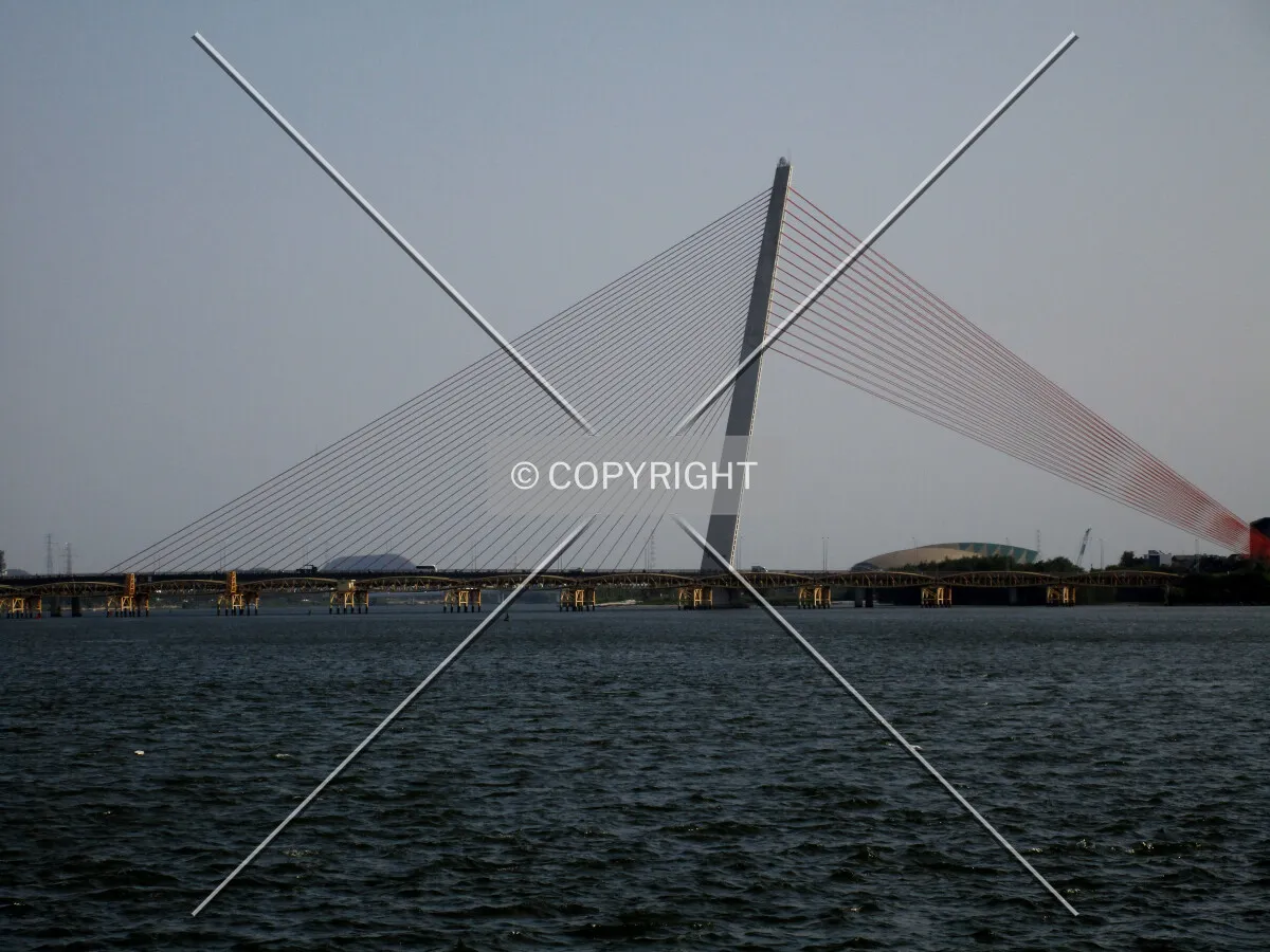 Photo 110-404-756