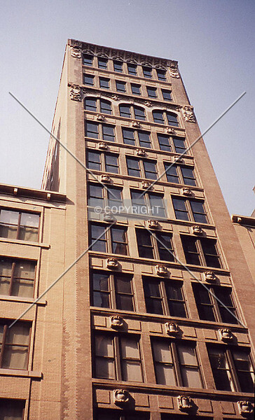 Photo 110-685-761