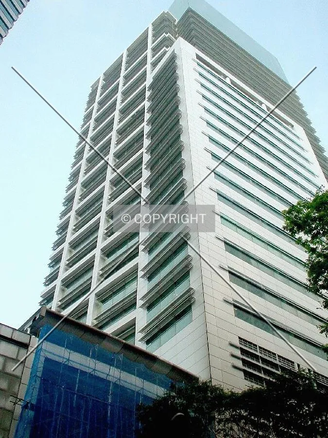 Eastern facade, superstructure and cladding are complete