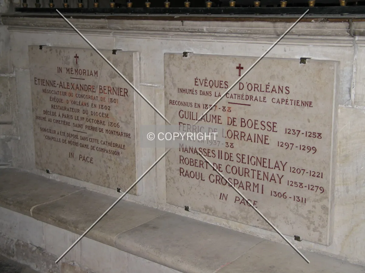 Commemoration plate of several bishops of Orléans