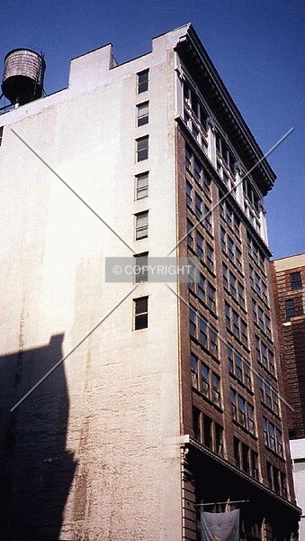 Photo 110-998-459
