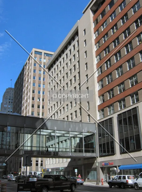 View to the north along Marquette Avenue