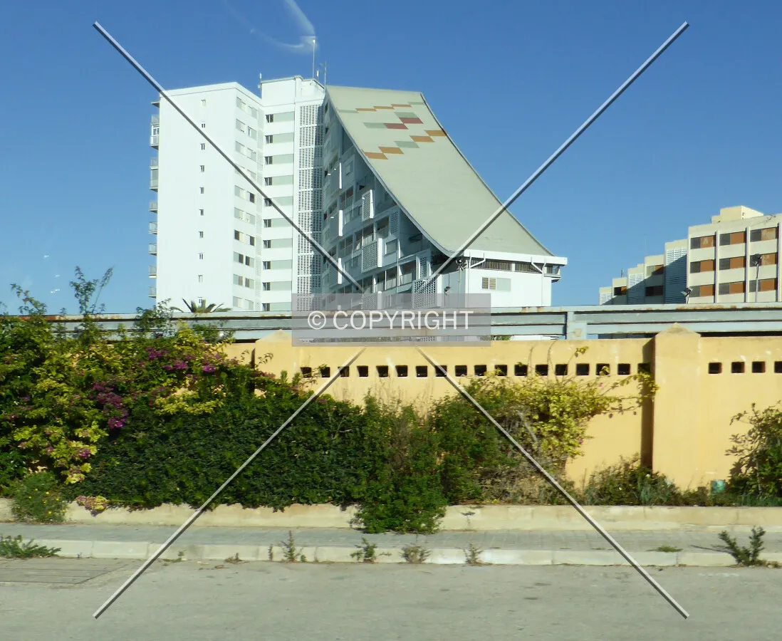 Photo 111-259-795