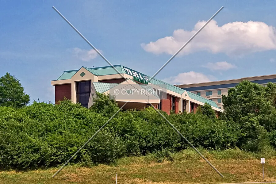 Photo 111-332-731