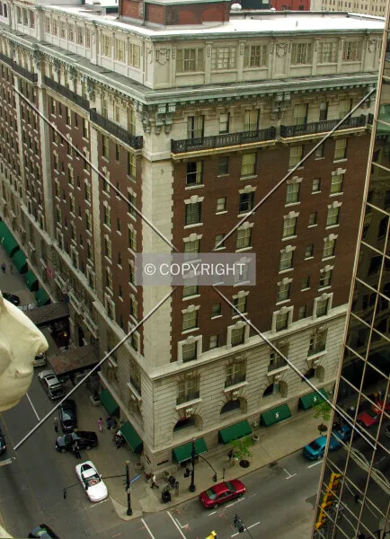 Photo 111-473-710