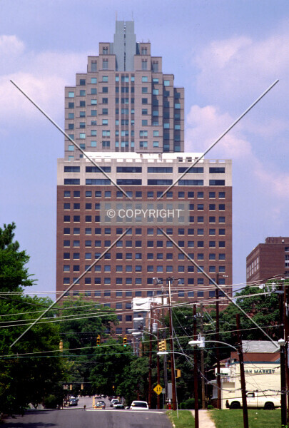 Photo 111-618-696