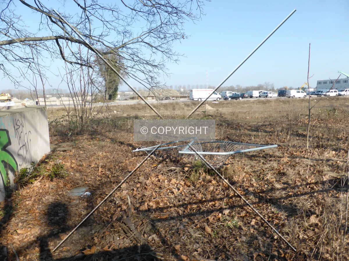 Photo 111-637-013