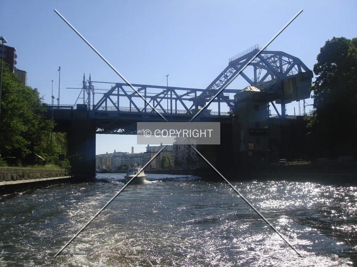 Photo 111-689-775