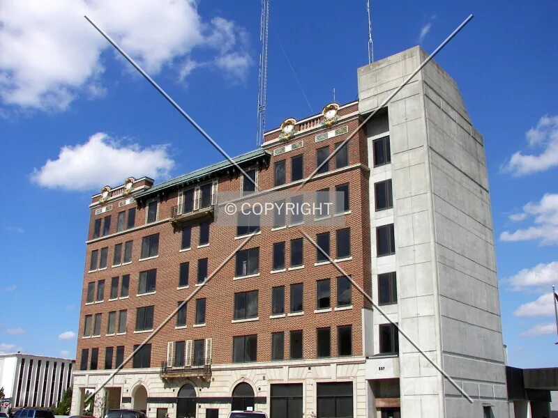 Photo 111-781-070