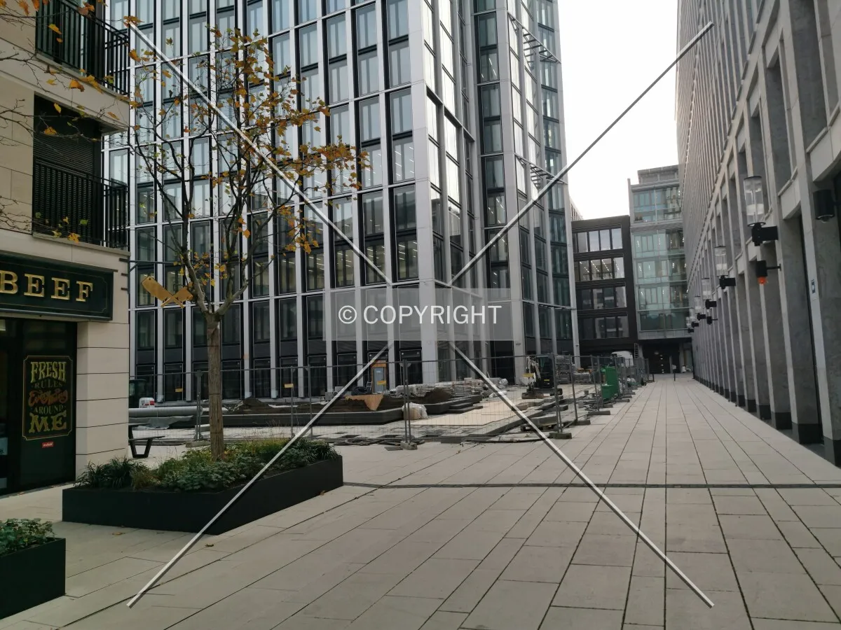 Photo 111-856-697