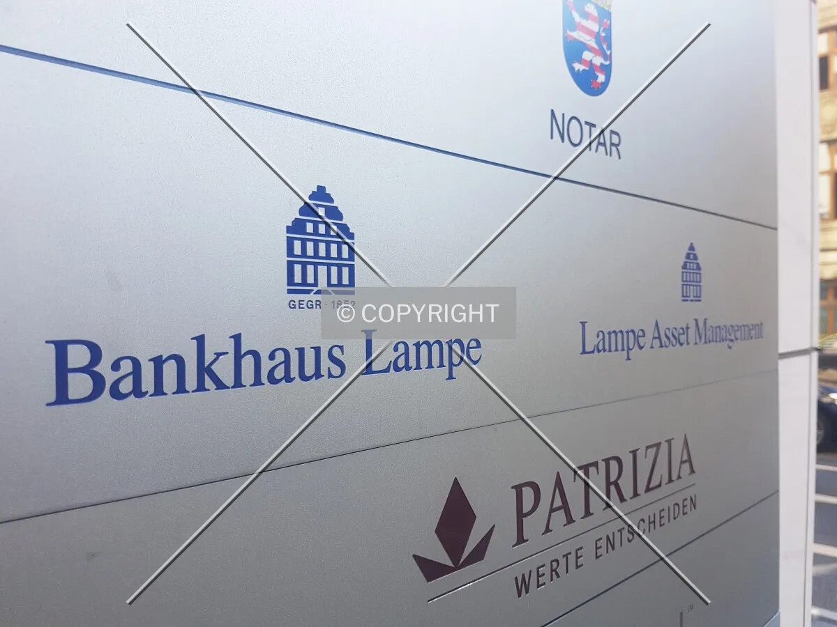 Logo of Bankhaus Lampe and Lampe Asset Management