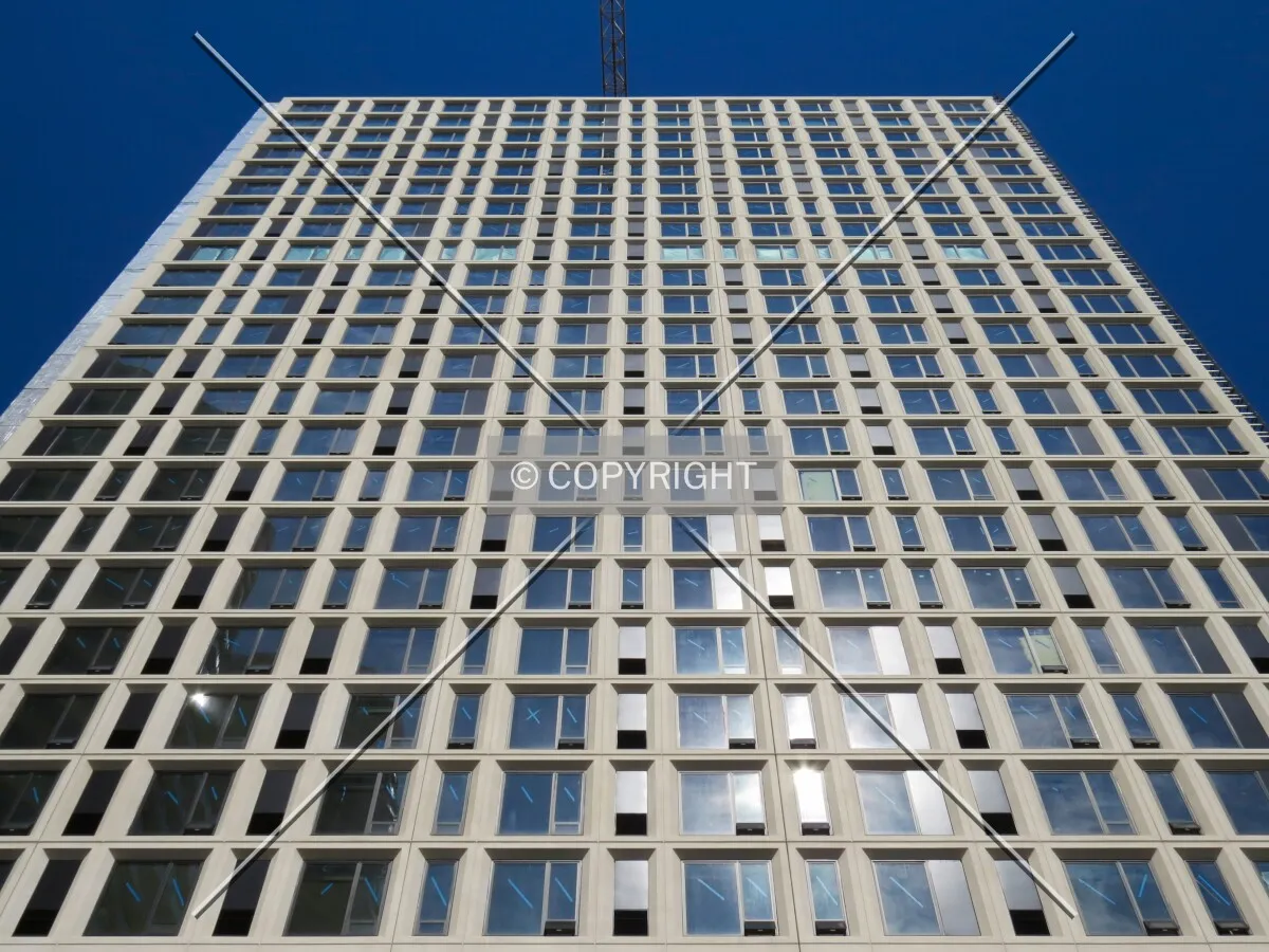 Looking up from Marquette Avenue