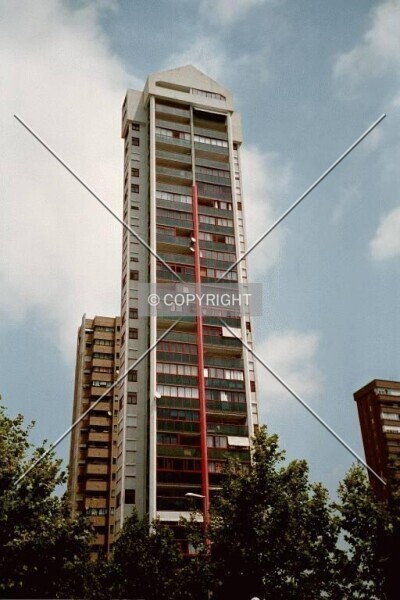 Photo 112-521-654