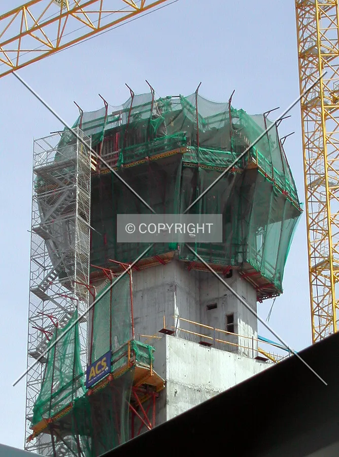 Formwork on top of a core