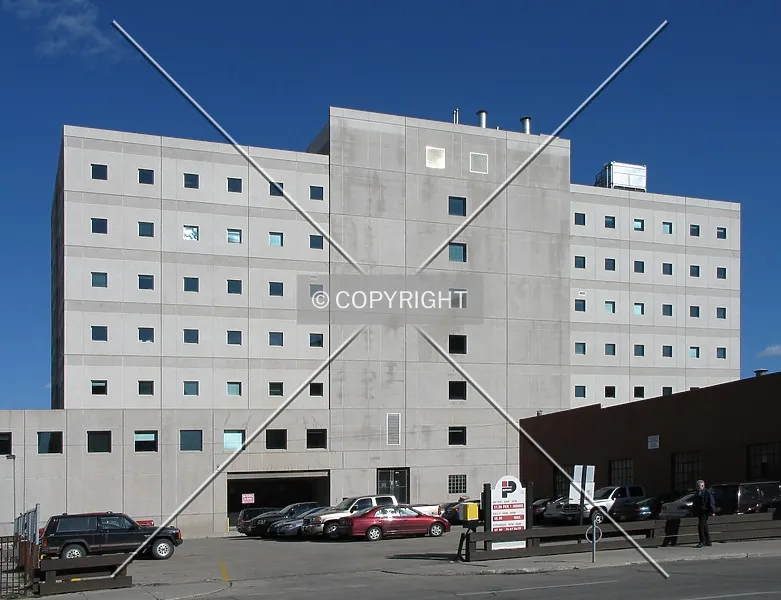Photo 114-851-255