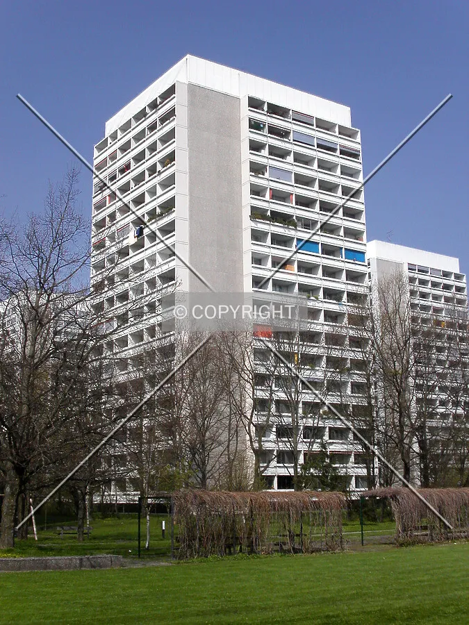 The building as seen from the southeast
