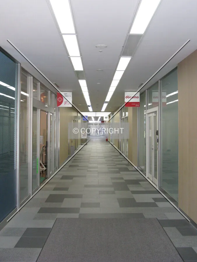 Corridor running from the east entrance