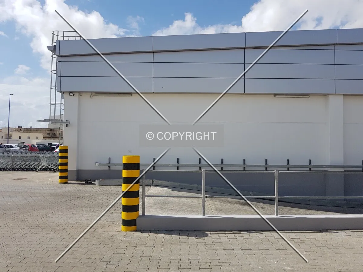 Photo 116-269-240