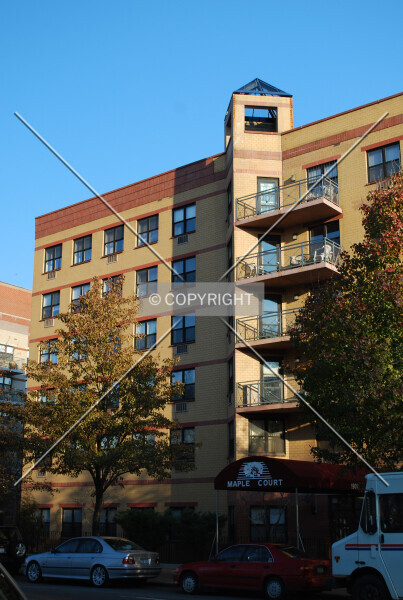 Photo 116-575-927