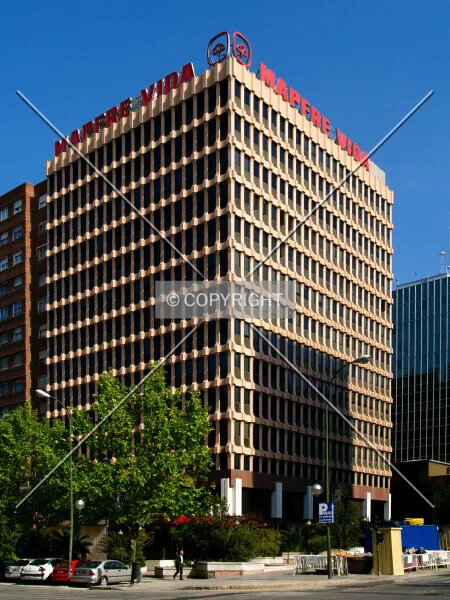 Photo 011-658-399