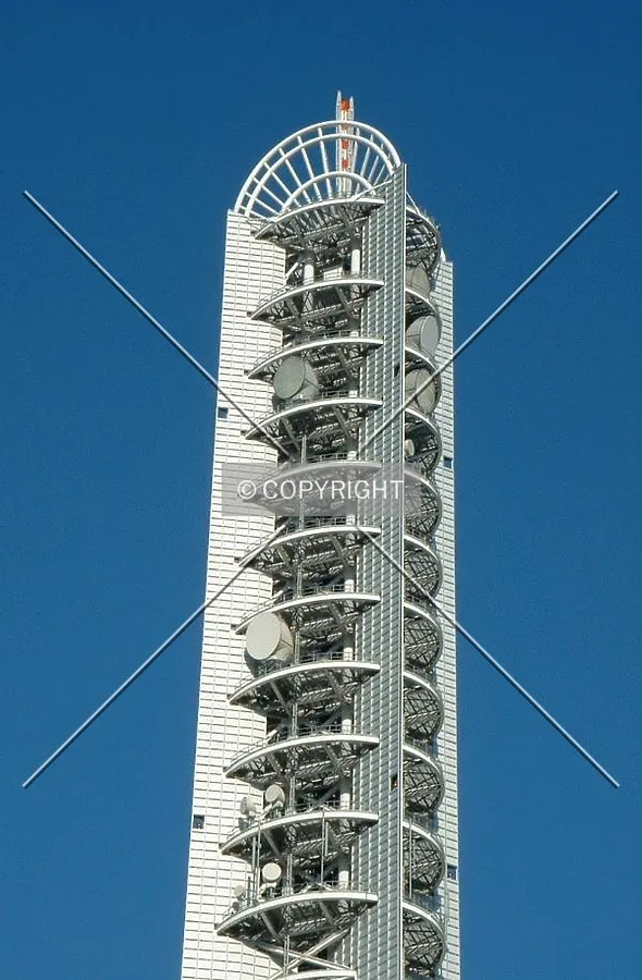 Rooftop antenna
