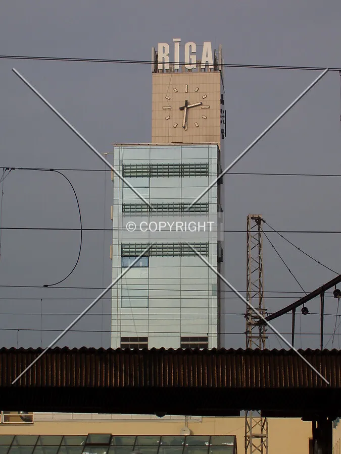 View of southside of the tower from the Central Railway station platform