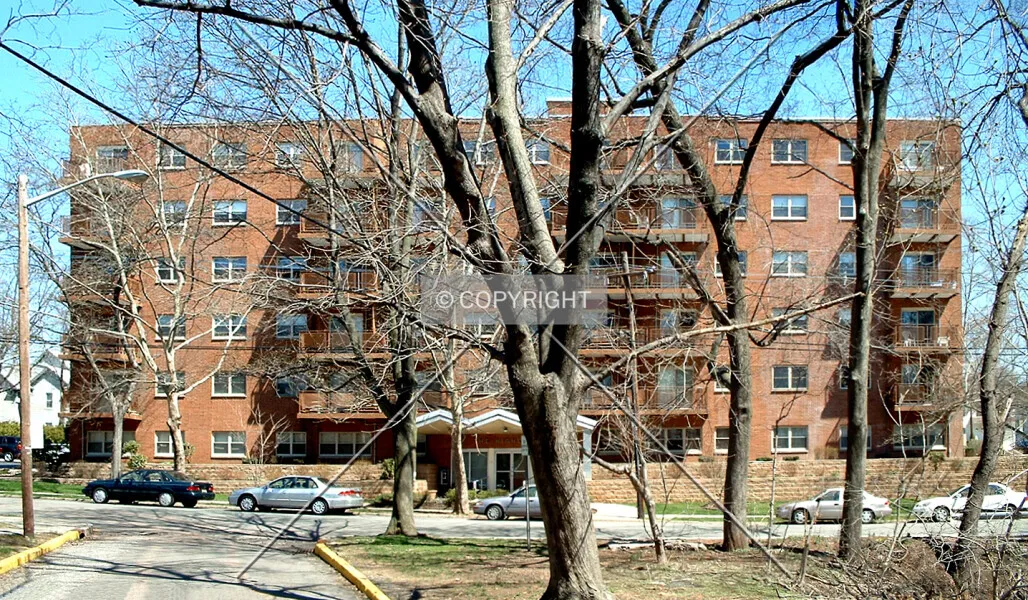Photo 118-557-006
